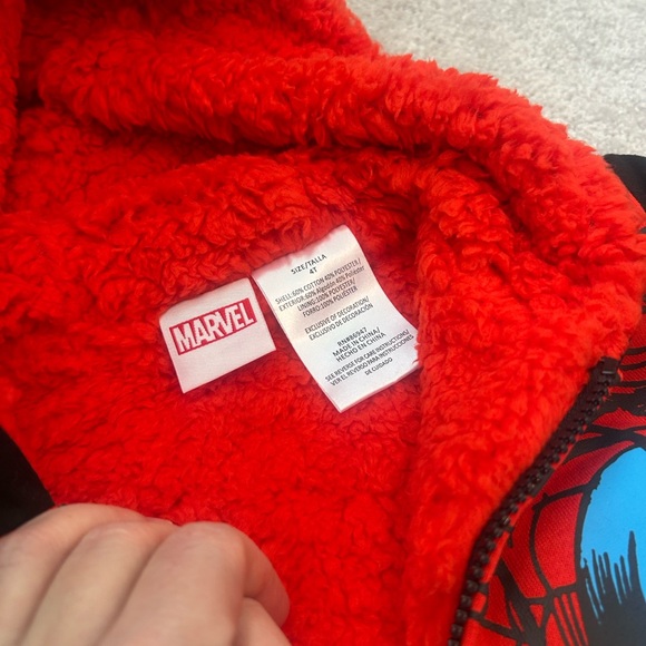 Marvel Spider man Red and Black Fleece Hoodie - Picture 2 of 4